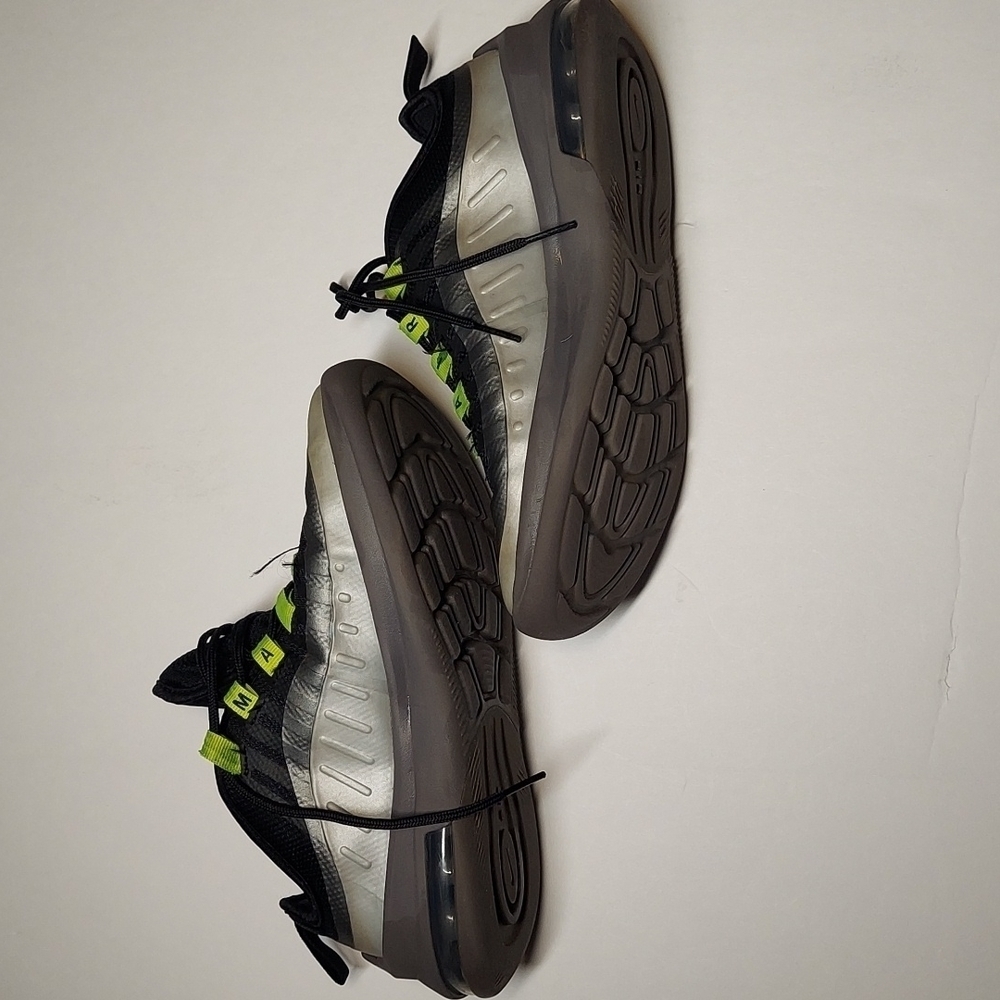 Nike Air Max Axis GS Shoes Youth Kids 4Y Black Volt Low Top Athletic Training